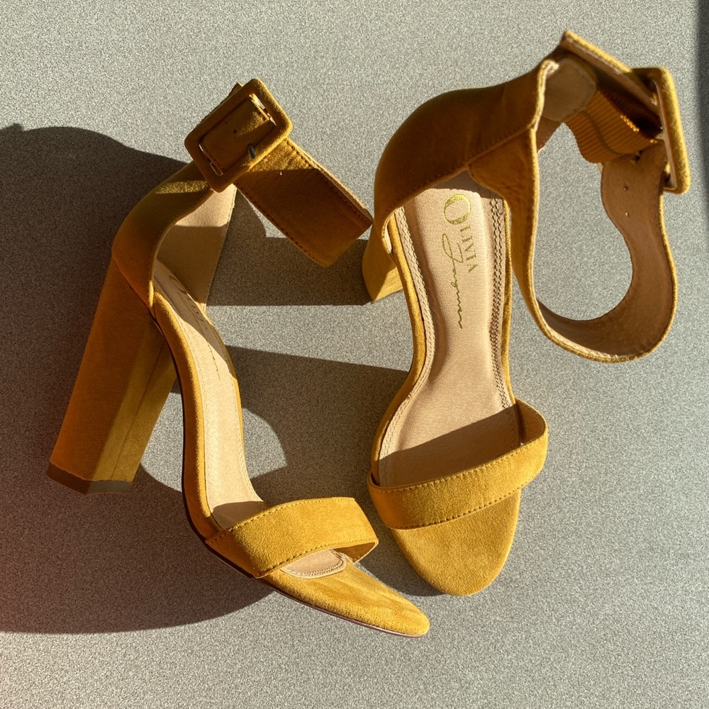 6” strap heels gently used ✨
